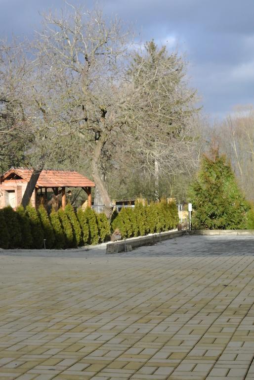 Penzion U Reky Vojkovice  Bagian luar foto