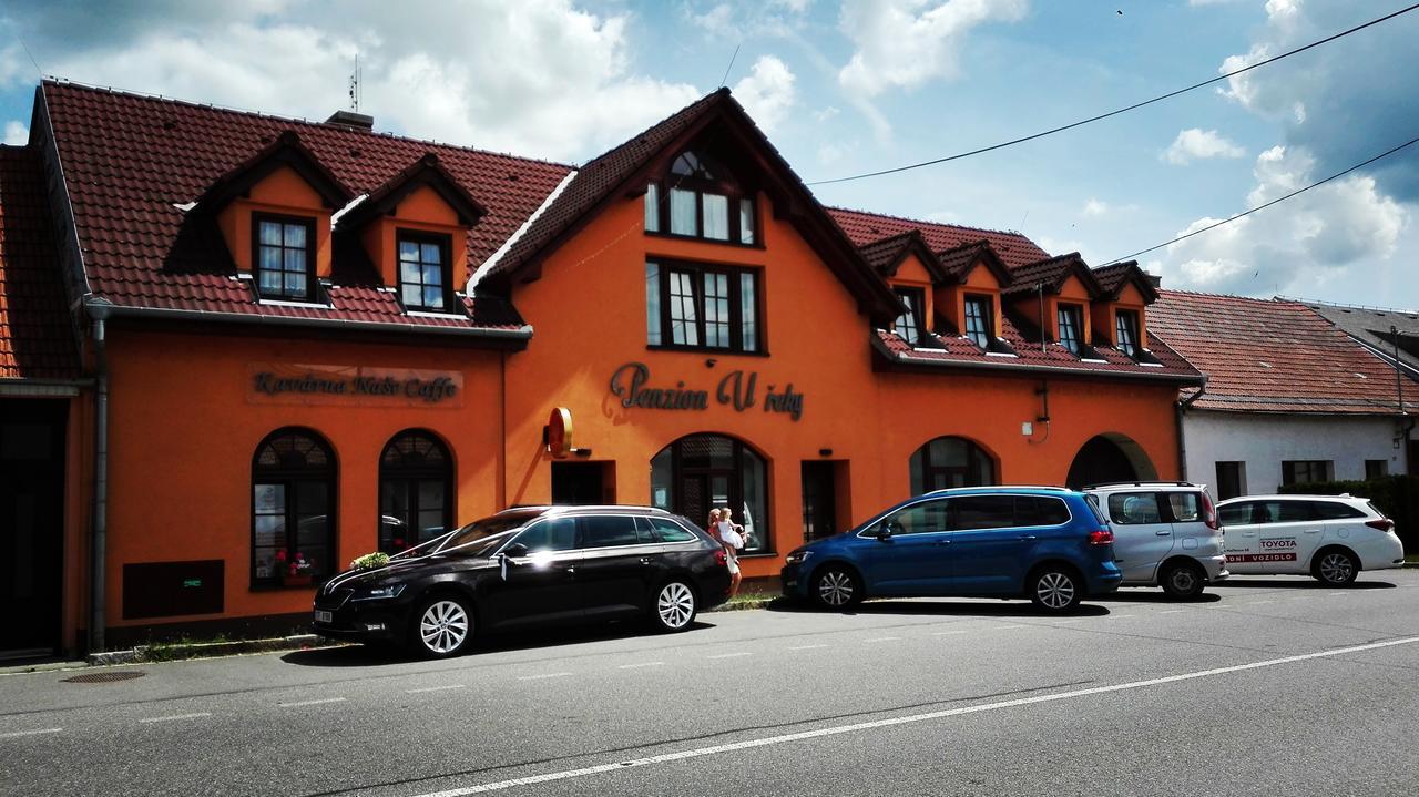 Penzion U Reky Vojkovice  Bagian luar foto